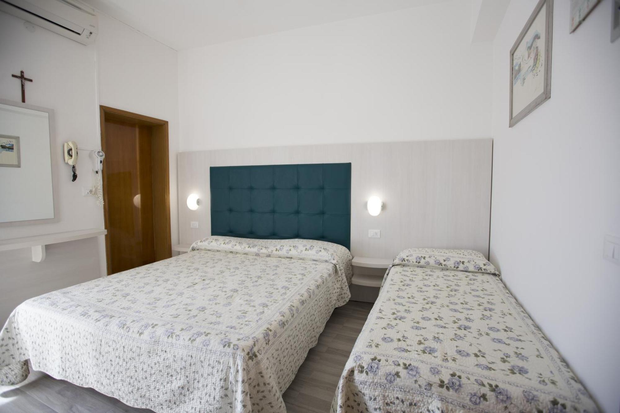 Hotel Gigliola Gatteo a Mare Camera foto