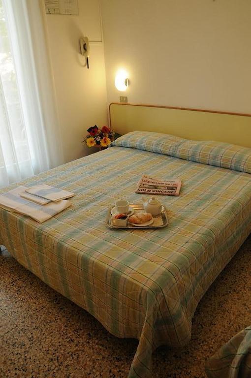 Hotel Gigliola Gatteo a Mare Camera foto